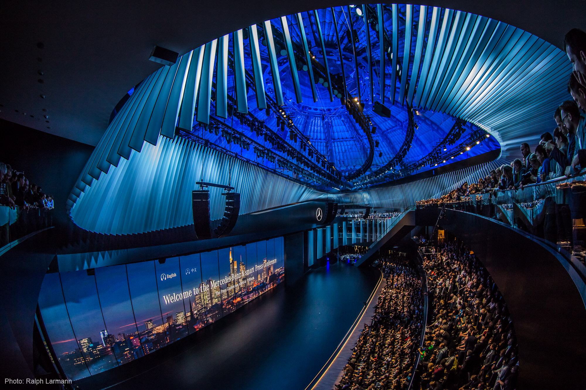 PK-0043_LR-Selection_Licht-Merceds-Benz_VA-PK_Photo-Ralph@Larmann_com_-IMG_0156