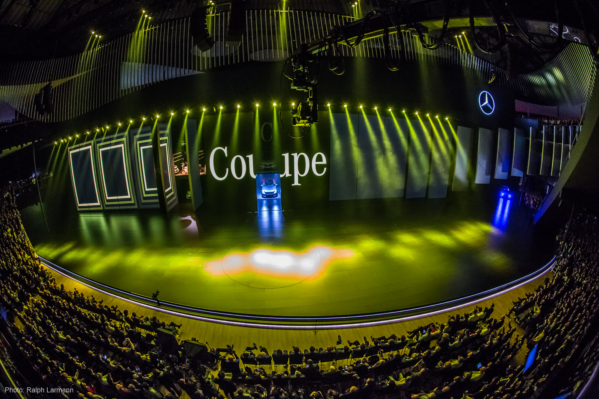 PK-0077_LR-Selection_Licht-Merceds-Benz_VA-PK_Photo-Ralph@Larmann_com_-IMG_6233