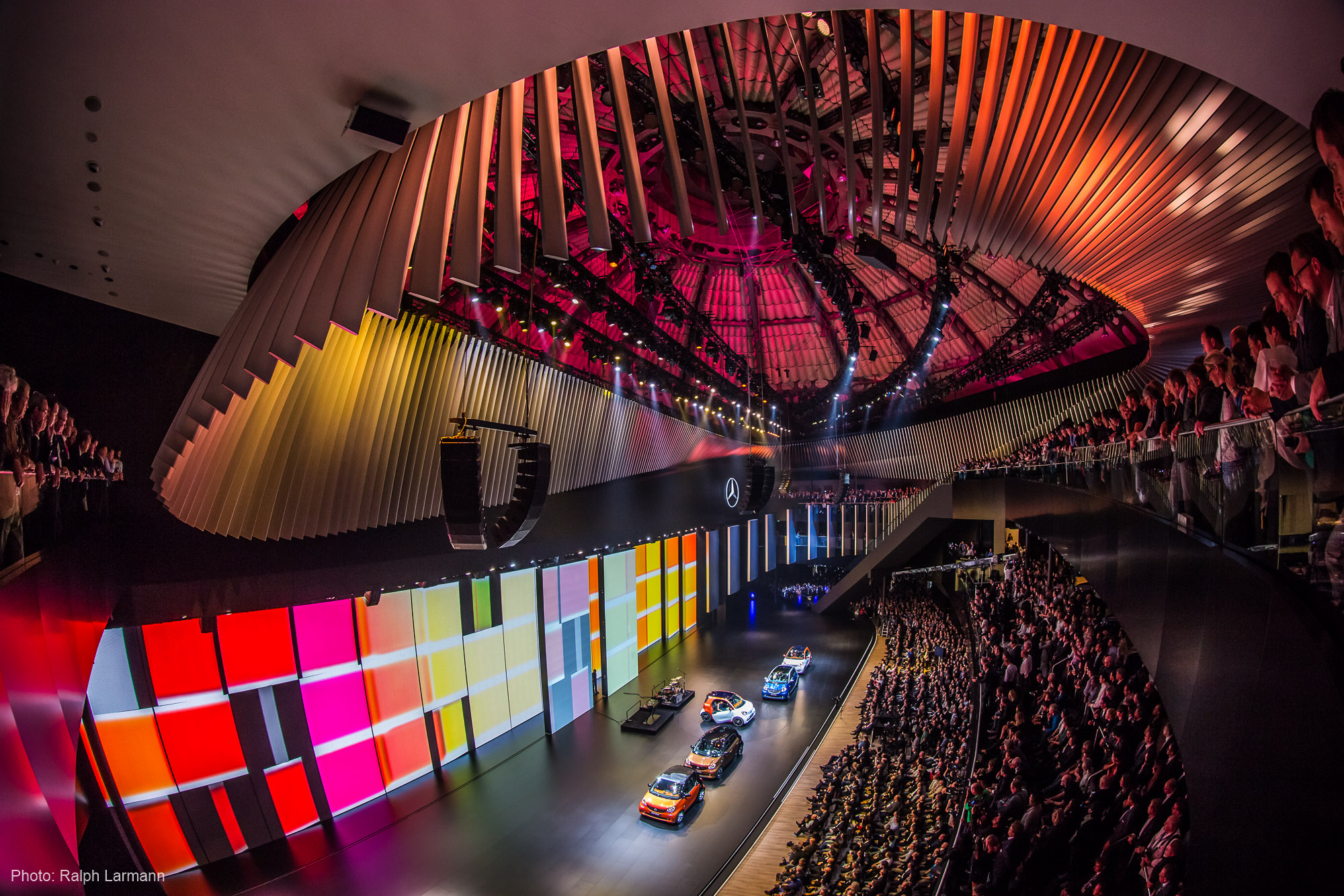 PK-0111_LR-Selection_Licht-Merceds-Benz_VA-PK_Photo-Ralph@Larmann_com_-IMG_1473