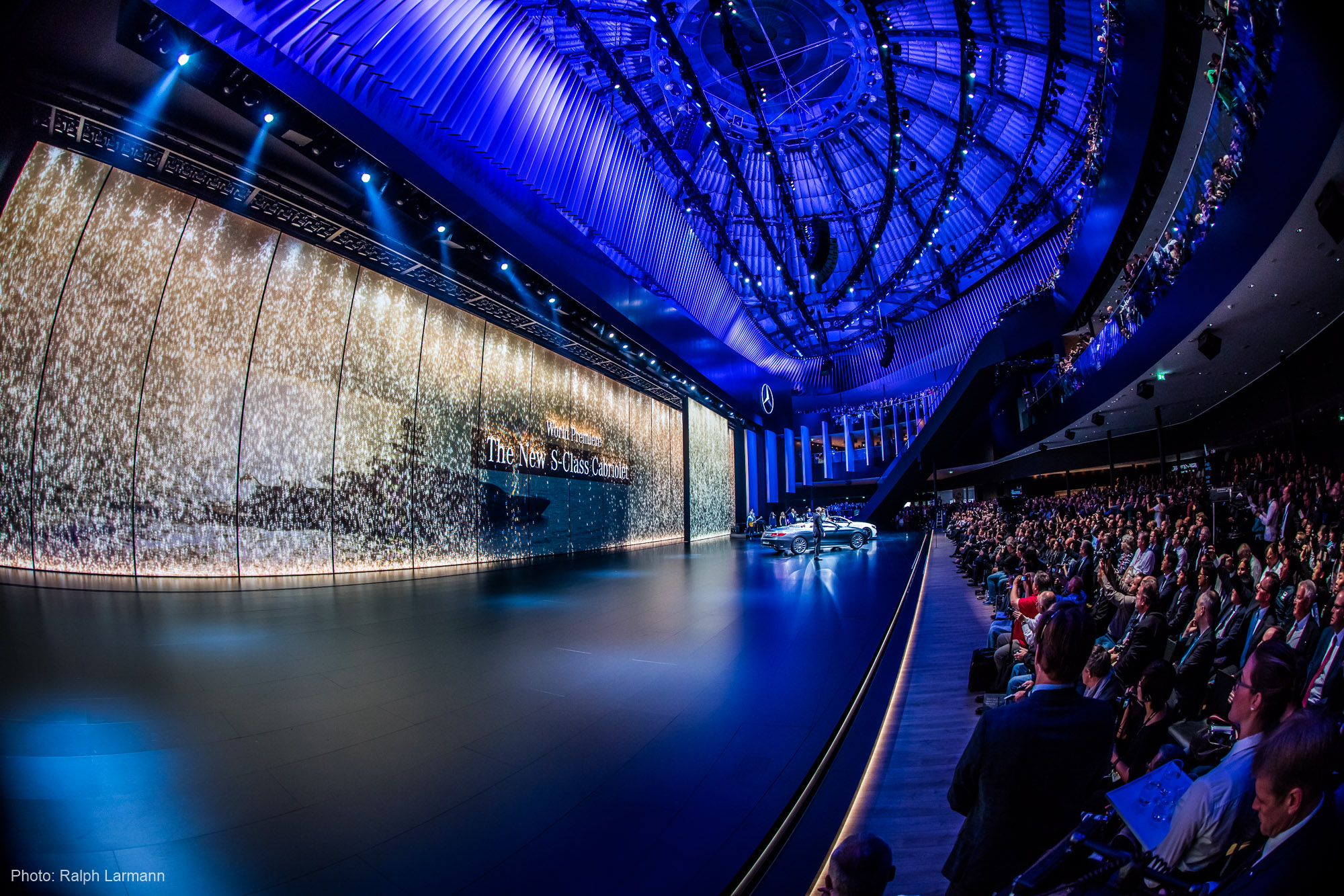 PK-0200_LR-Selection_Licht-Merceds-Benz_VA-PK_Photo-Ralph@Larmann_com_-0D0A9444