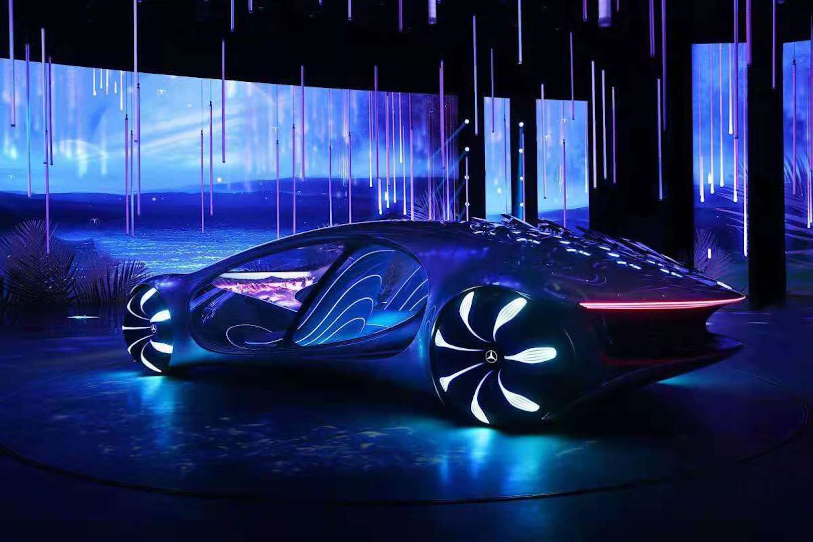Mercedes-Benz-EQ-NIght-2021-studiorgb-04