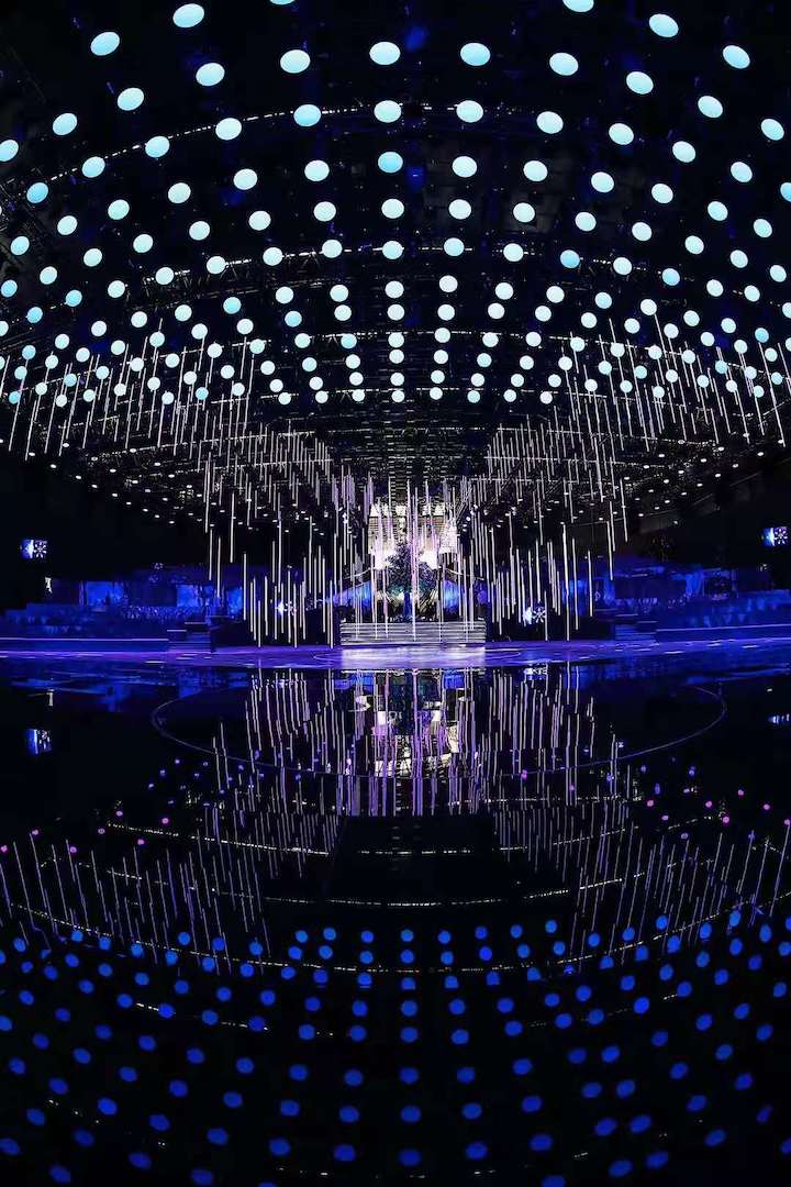 Mercedes-Benz-EQ-NIght-2021-studiorgb-06