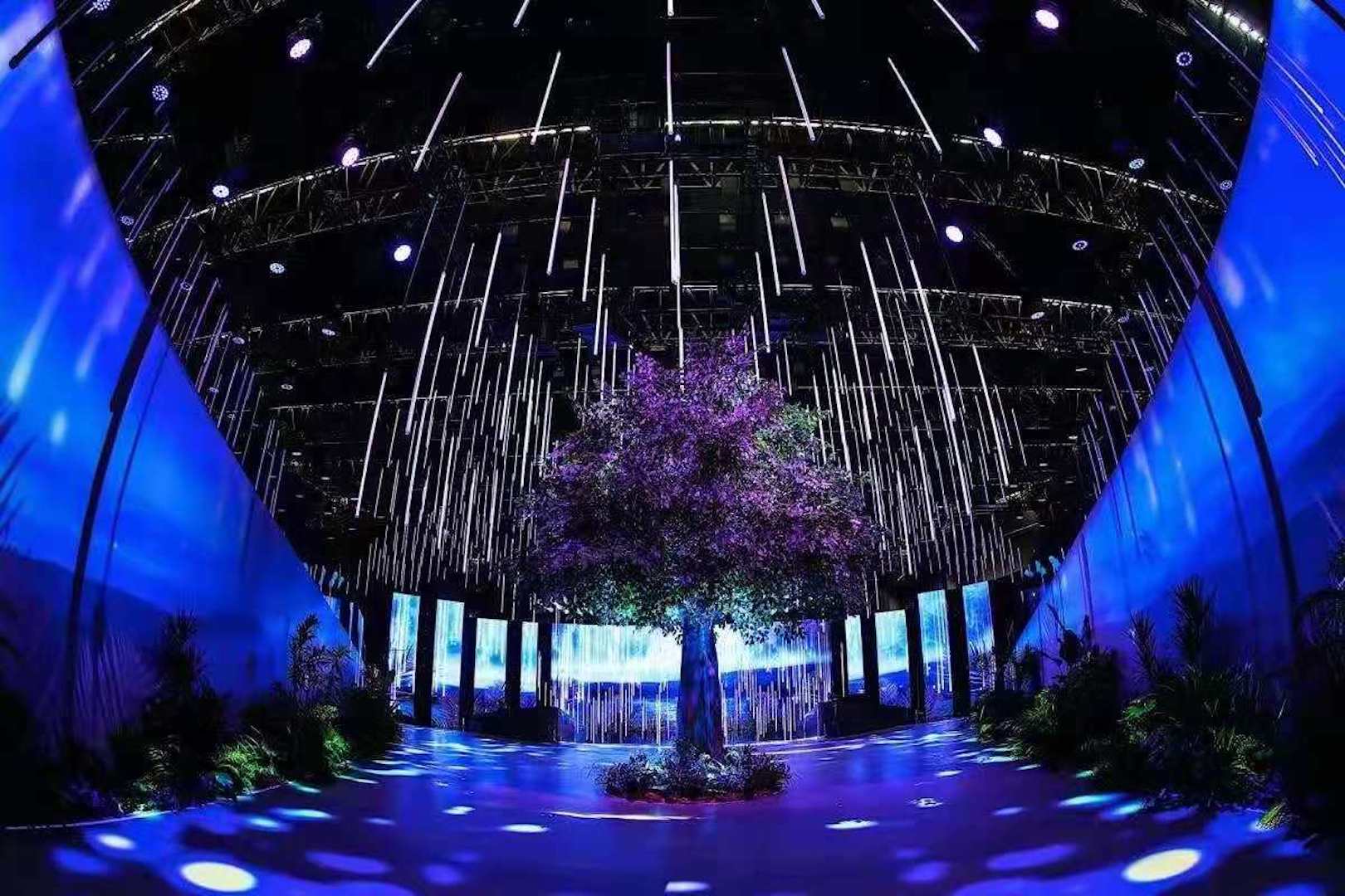 Mercedes-Benz-EQ-NIght-2021-studiorgb-09